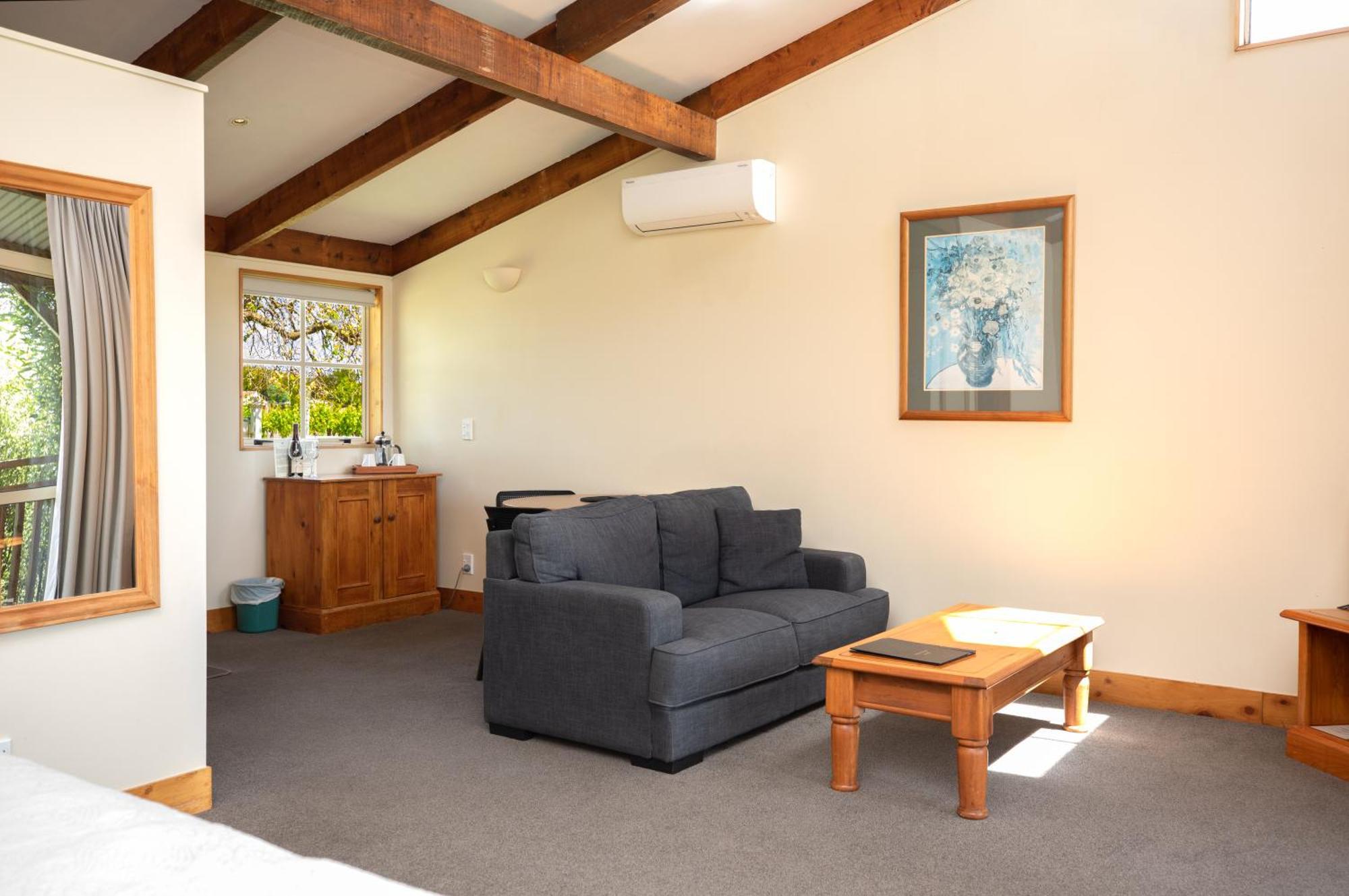 Margrain Vineyard Villas Martinborough Exterior photo